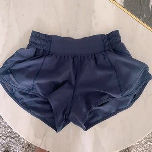 Navy Hotty Hot Lined 2.5” Lululemon Shorts